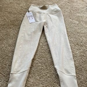 Alo Alosoft lounge leggings light pink heathered